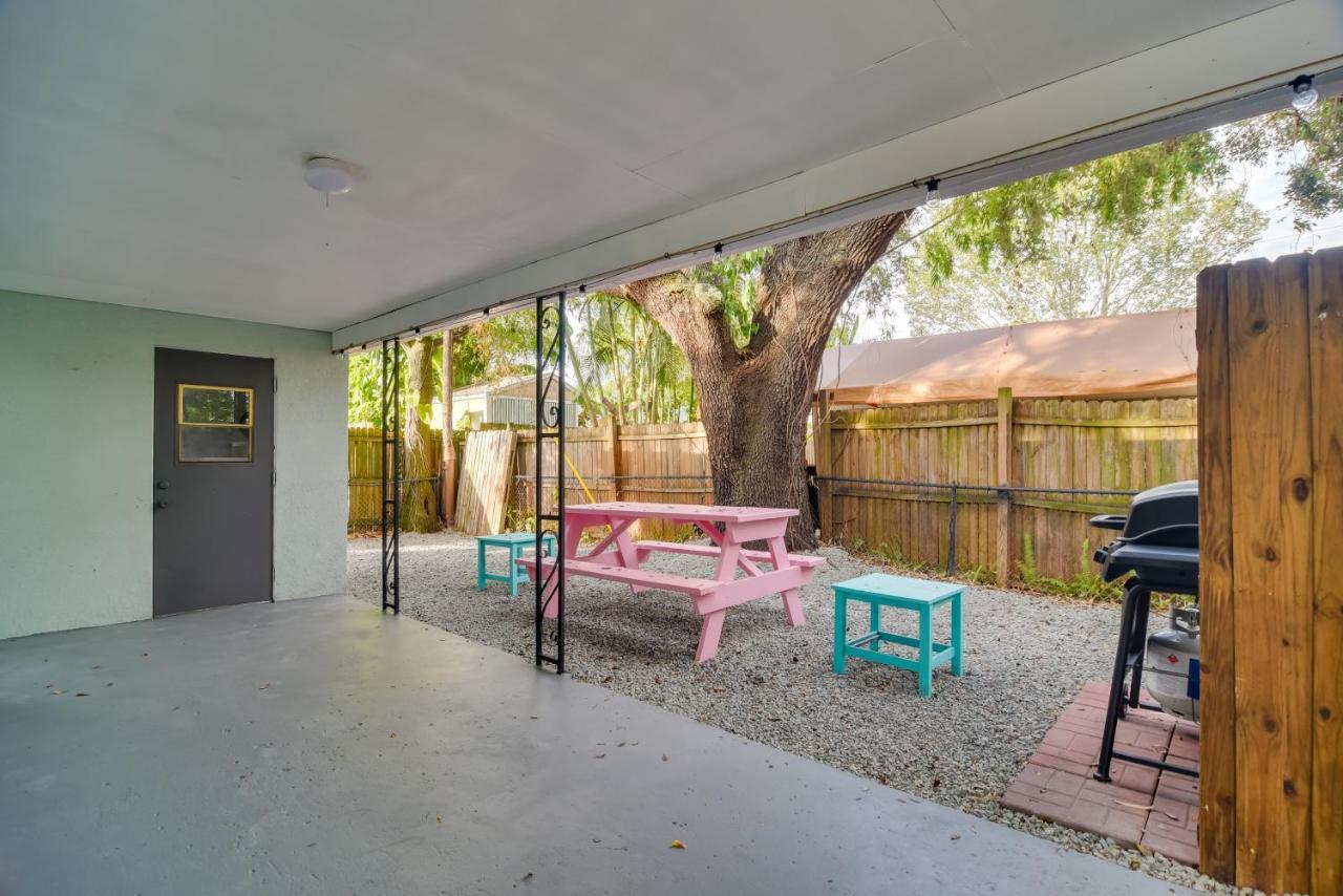 Pet-friendly Gulfport Walkable Location! Holiday home St. Petersburg