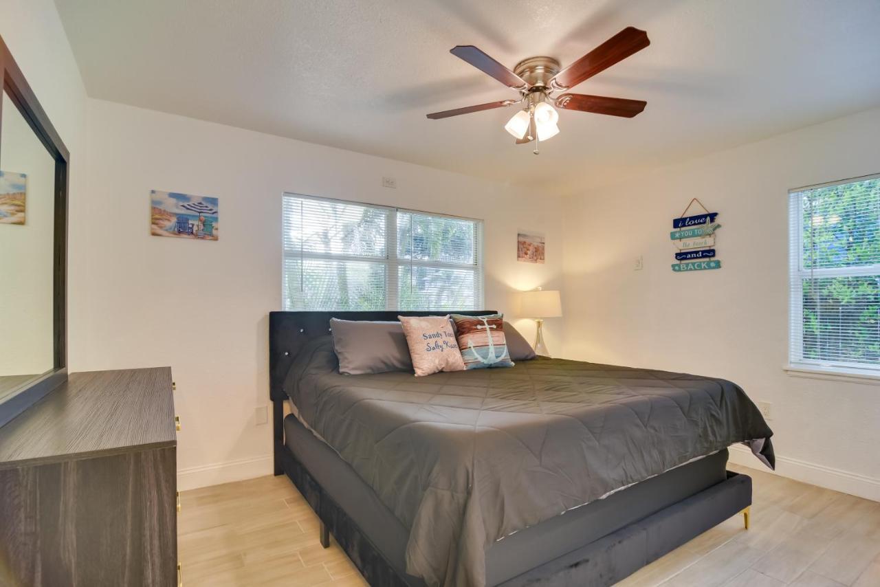 Pet-friendly Gulfport Walkable Location! Holiday home St. Petersburg